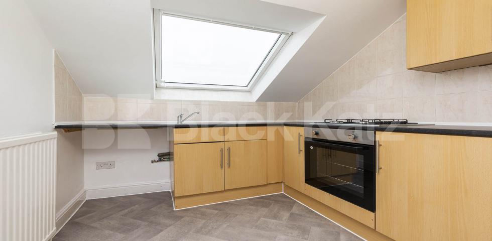 Newly refurbished one bed within a large victorian house in Maida Vale.  Sutherland Avenue, Maida Vale